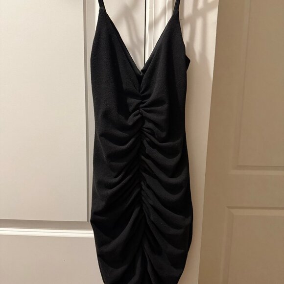 Black bodycon dress - Picture 2 of 3